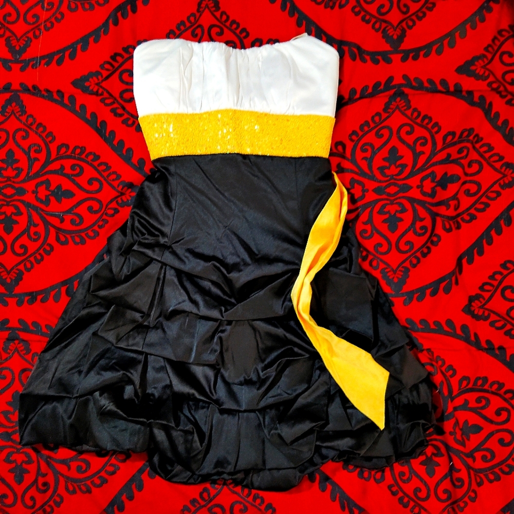 Vtg Early 2000s "Ruby Rox" Strapless Homecoming/F… - image 1